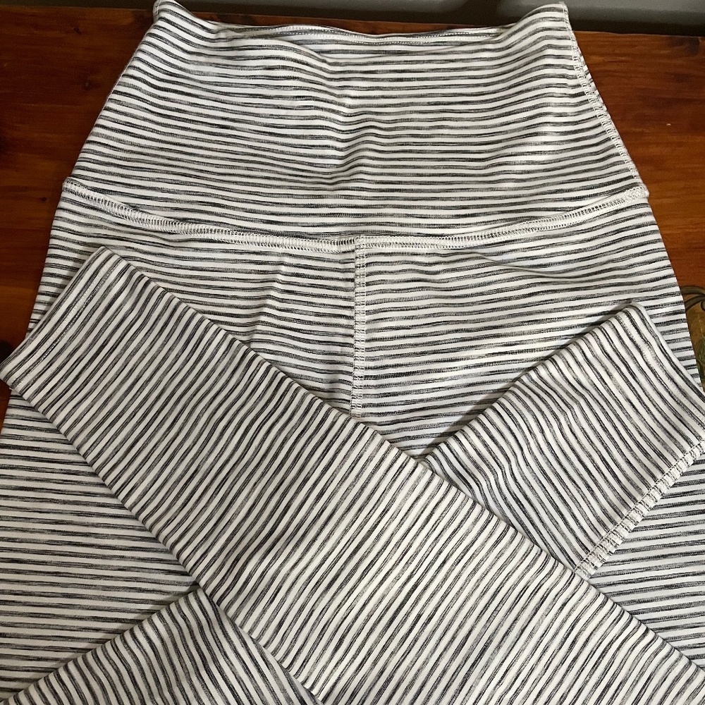 Beyond Yoga Gray and White Striped, High-Waisted Leggings, Size M